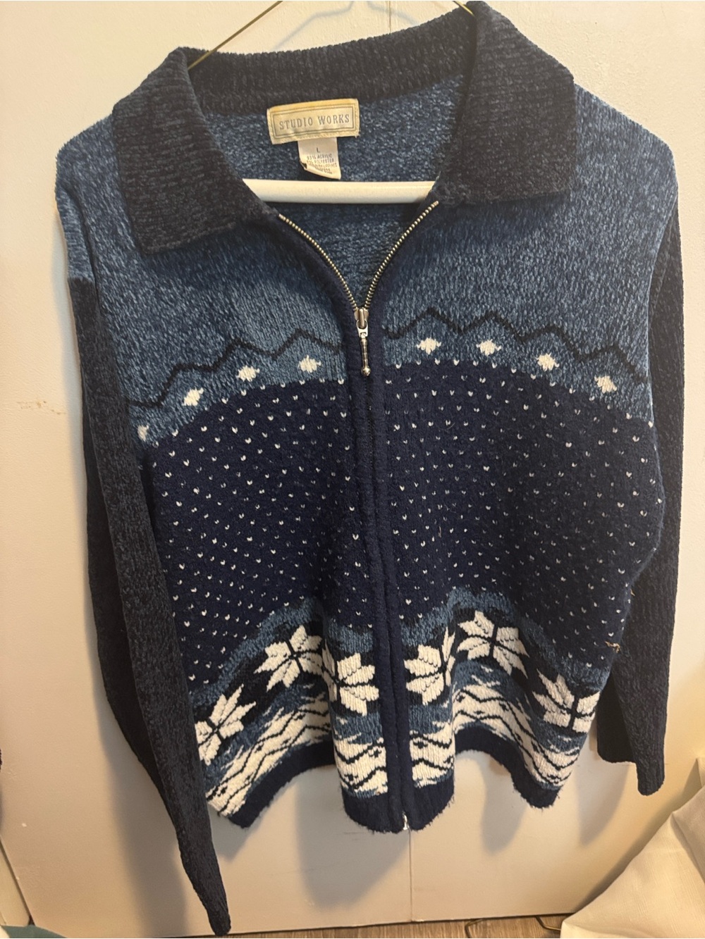 Studio Works Navy and Light Blue Zip-Front Fair Isle Cardigan